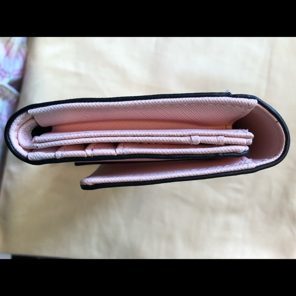 Wallet - Picture 4 of 13